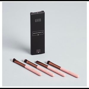 Luxie Quad Eye Travel Set.